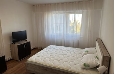 Alquiler de un cómodo apartamento de 3 habitaciones, 75 m², Tomis Nord, Constanza, Rumanía